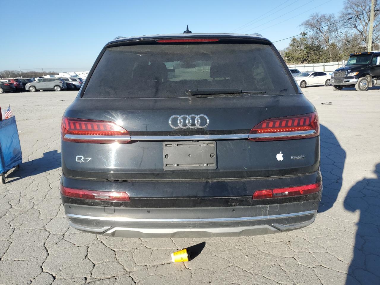 2023 Audi Q7 - Image 6