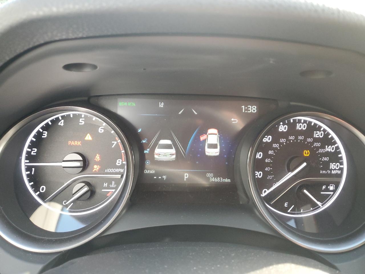 2021 Toyota Camry - Image 9