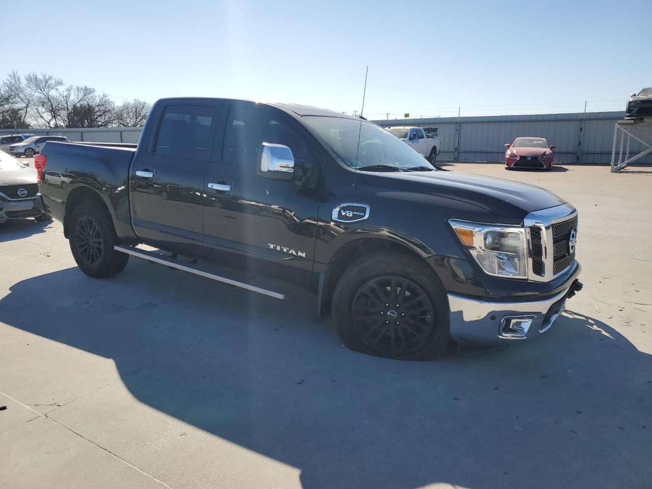 2017 Nissan Titan - Image 4