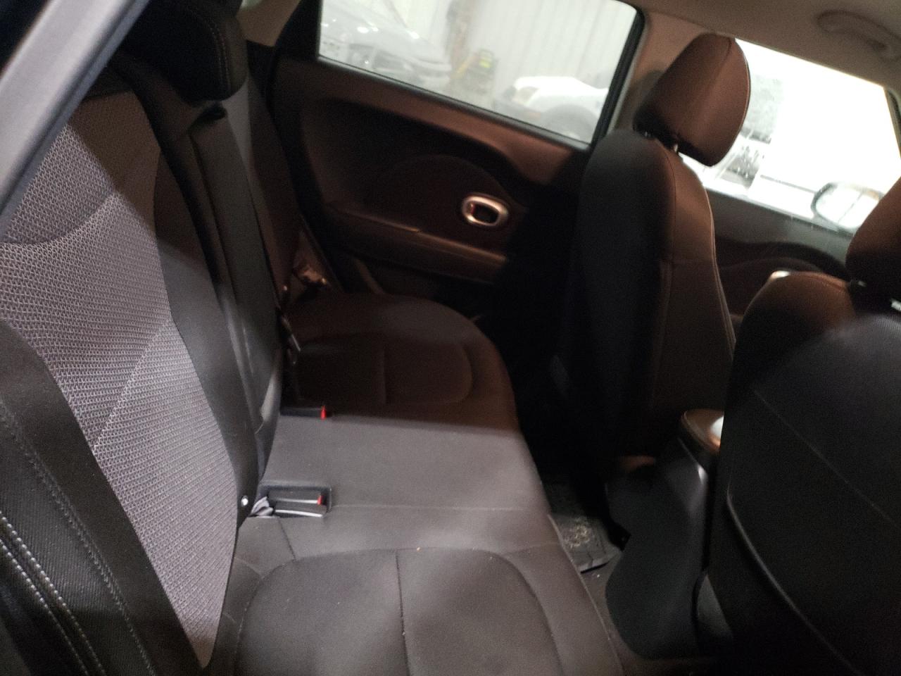 2017 Kia Soul - Image 10