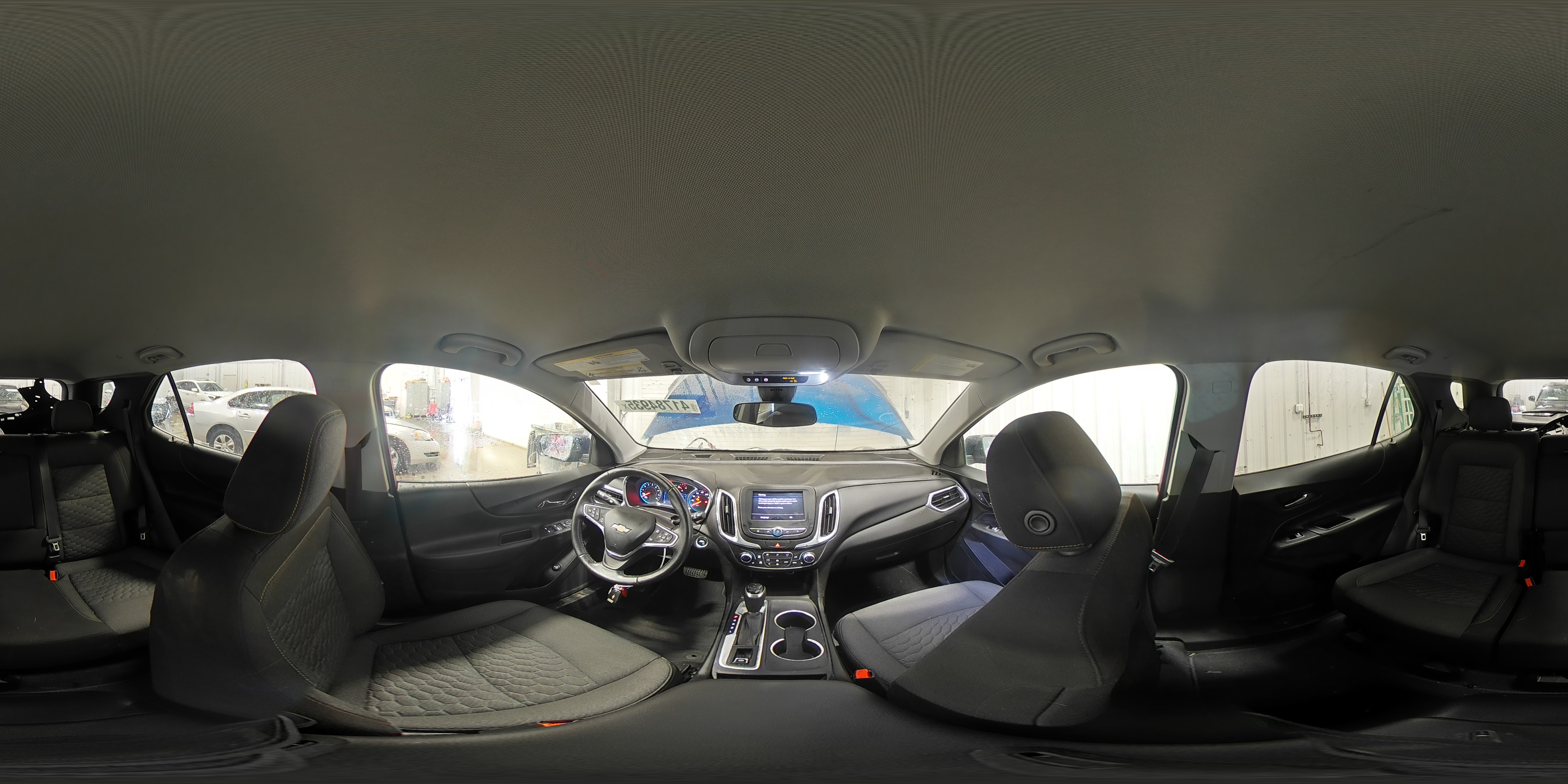 2020 Chevrolet Equinox - Image 15