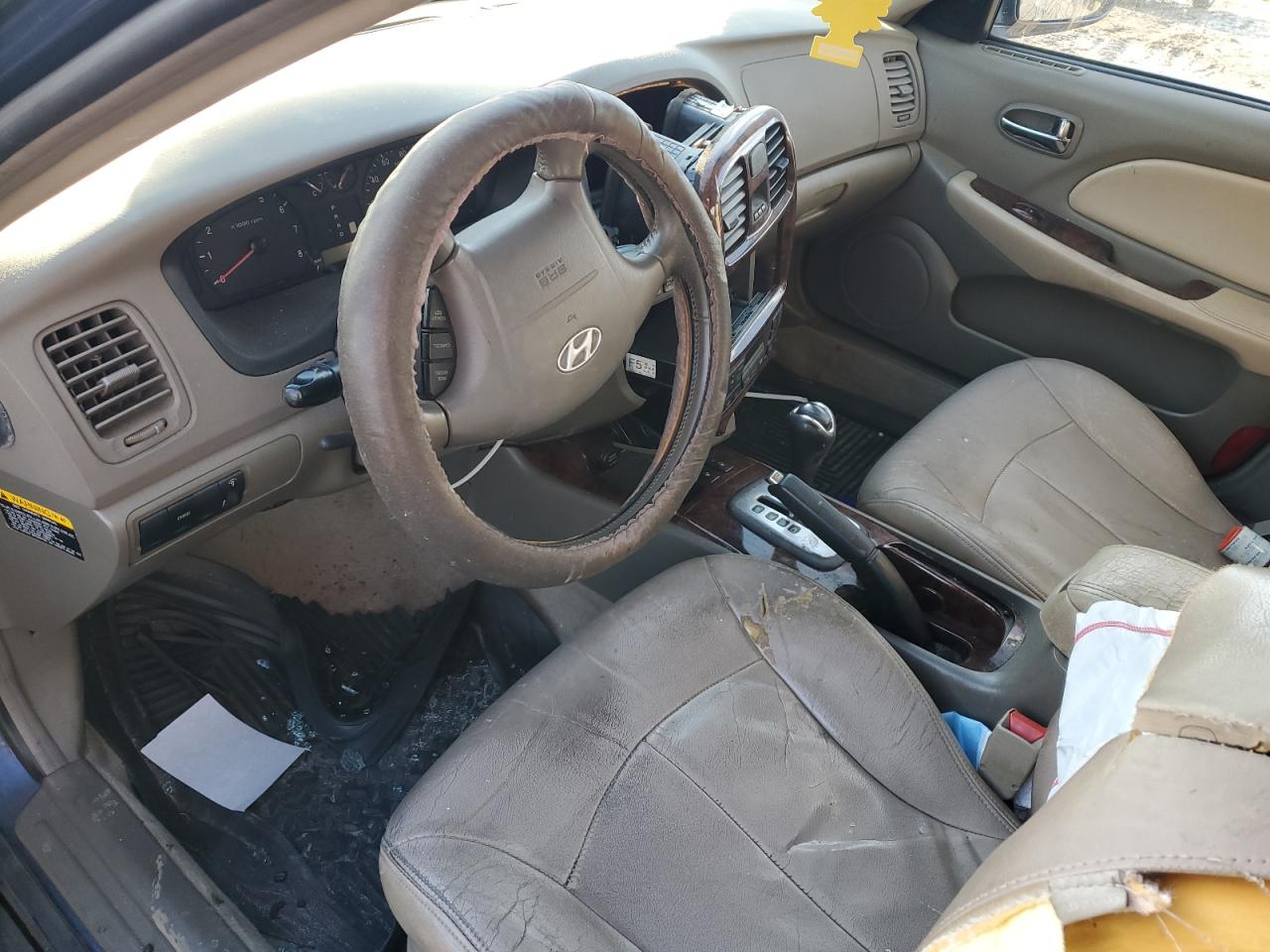 2005 Hyundai Sonata - Image 8
