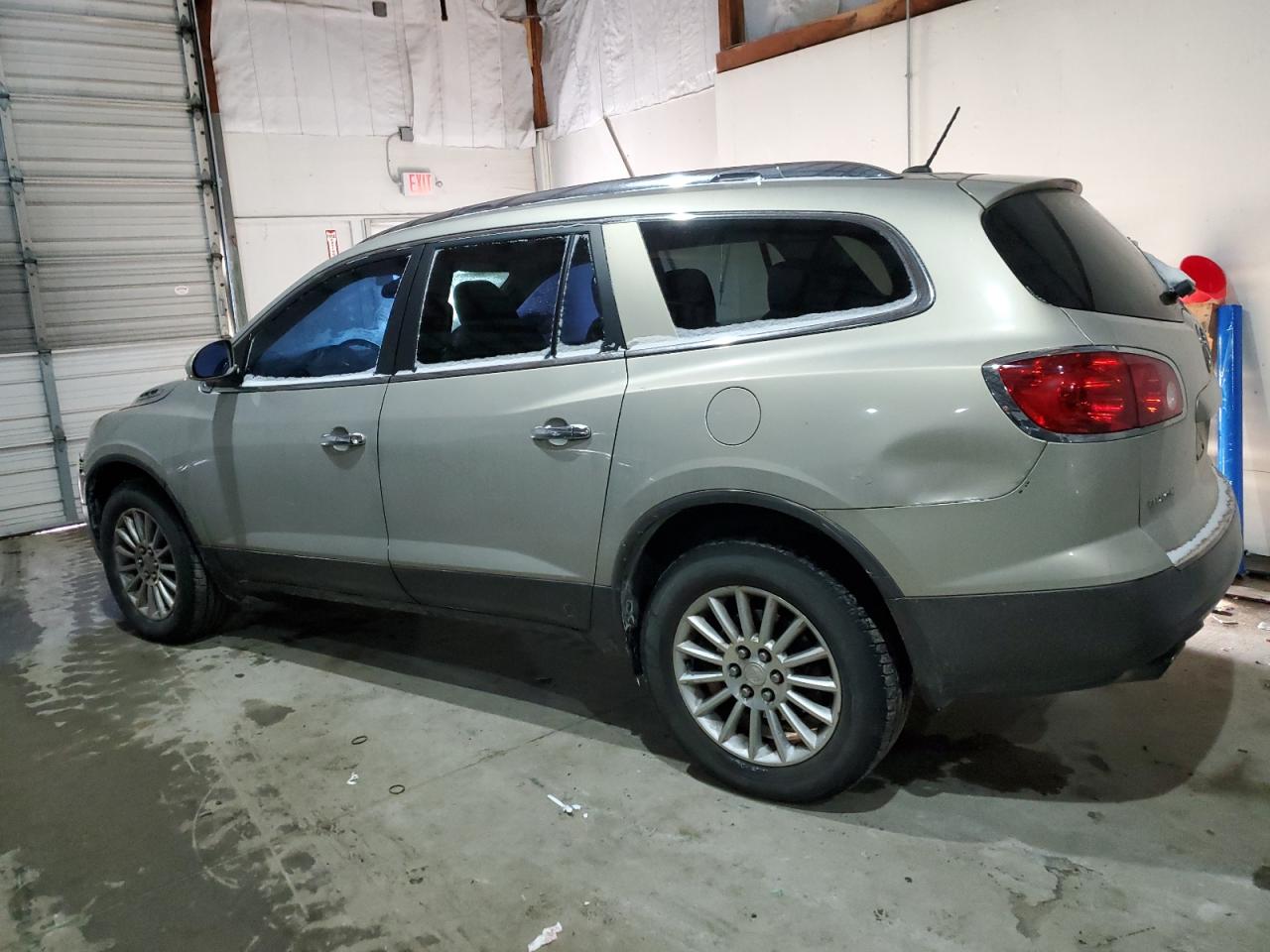 2011 Buick Enclave - Image 2