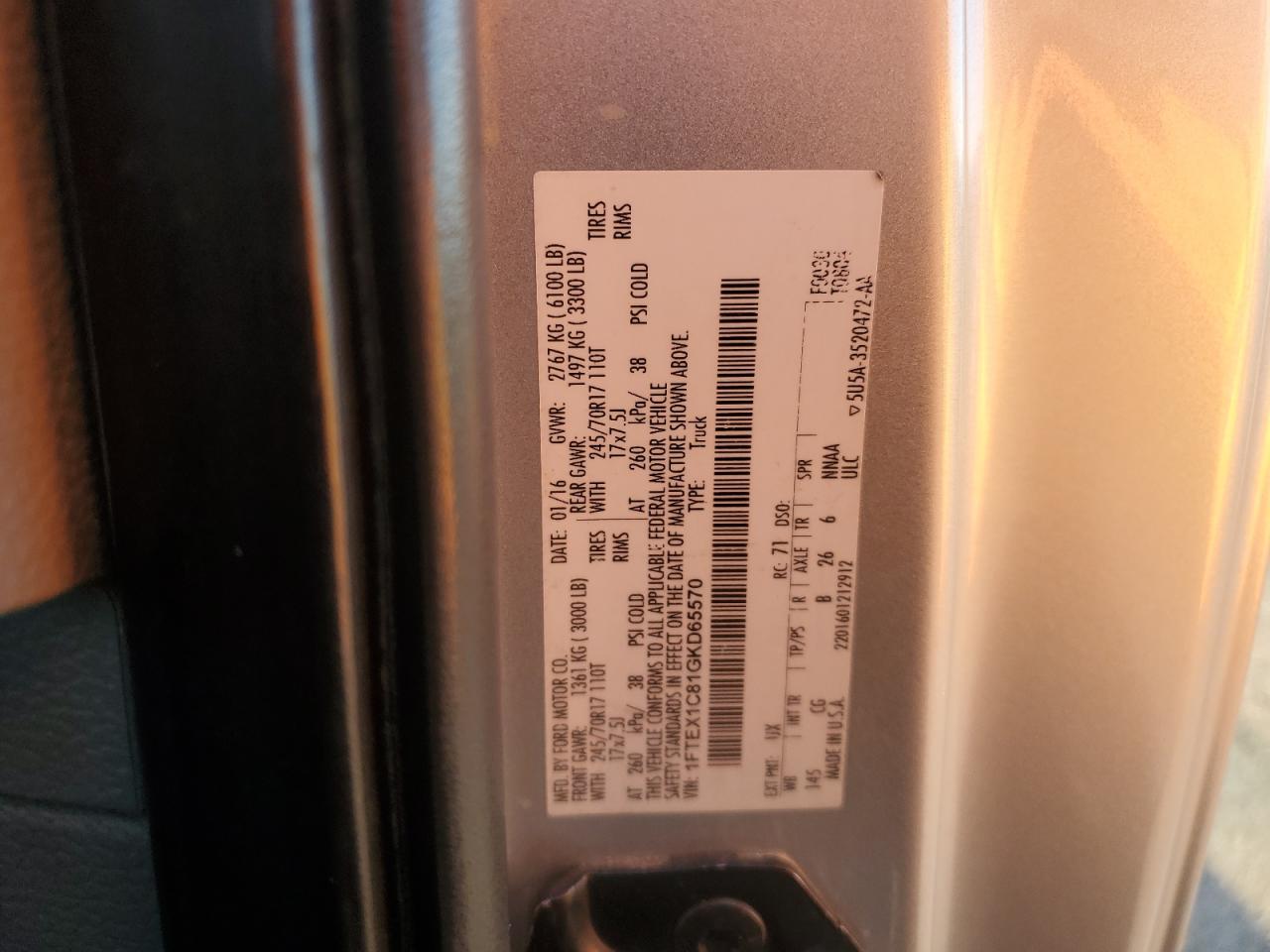 2016 Ford F-150 - Image 12