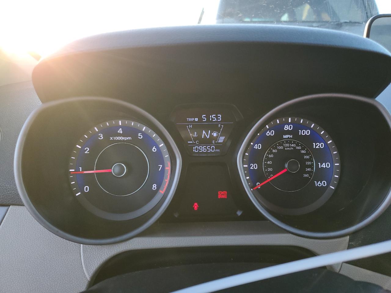 2016 Hyundai Elantra - Image 9