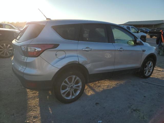 Parquets FORD ESCAPE 2017 Silver