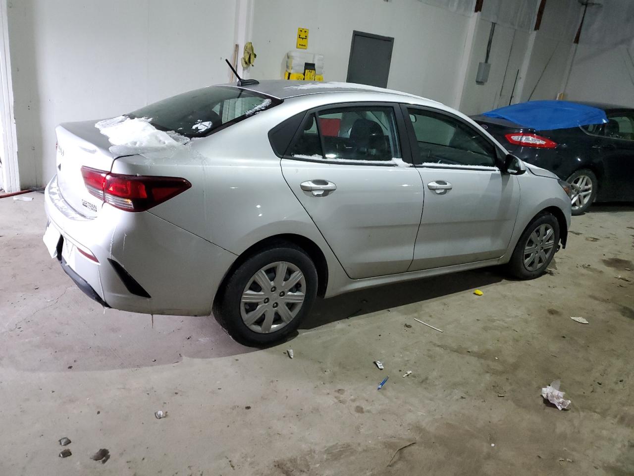 2023 Kia Rio - Image 3