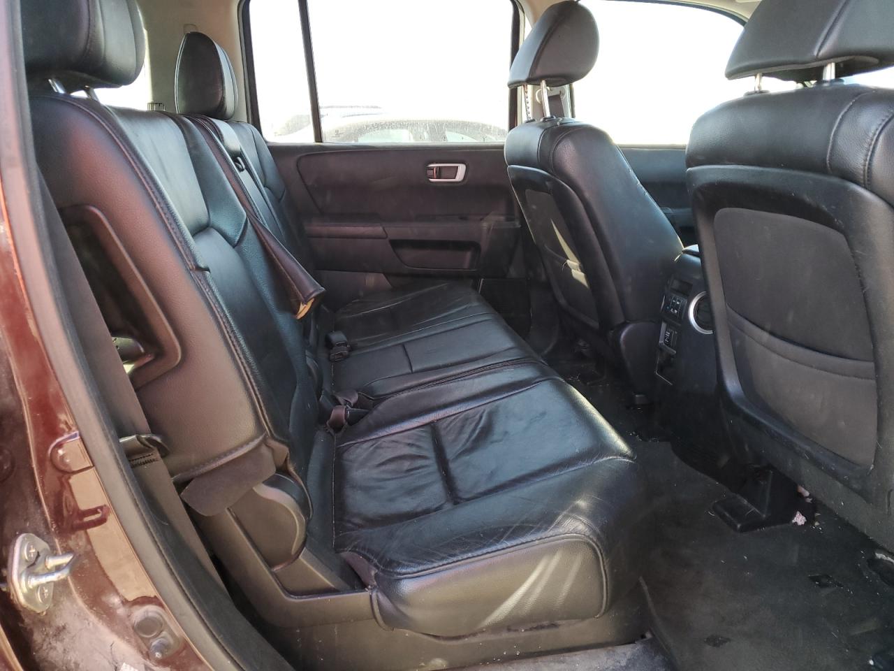 2014 Honda Pilot - Image 11
