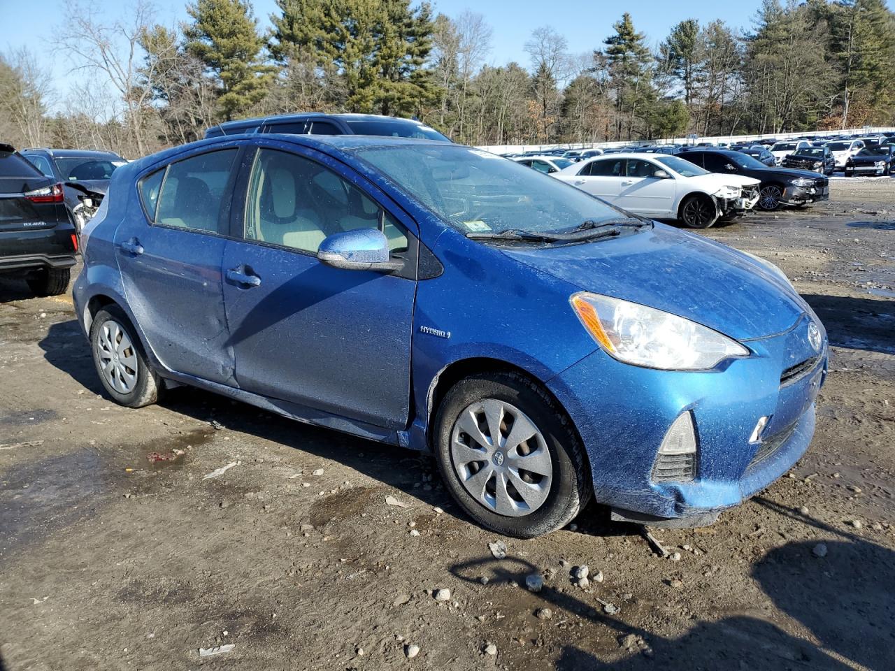 2013 Toyota Prius - Image 4