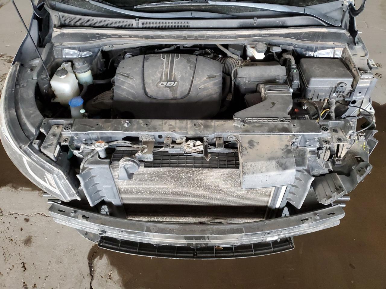 2016 Kia Sedona - Image 12