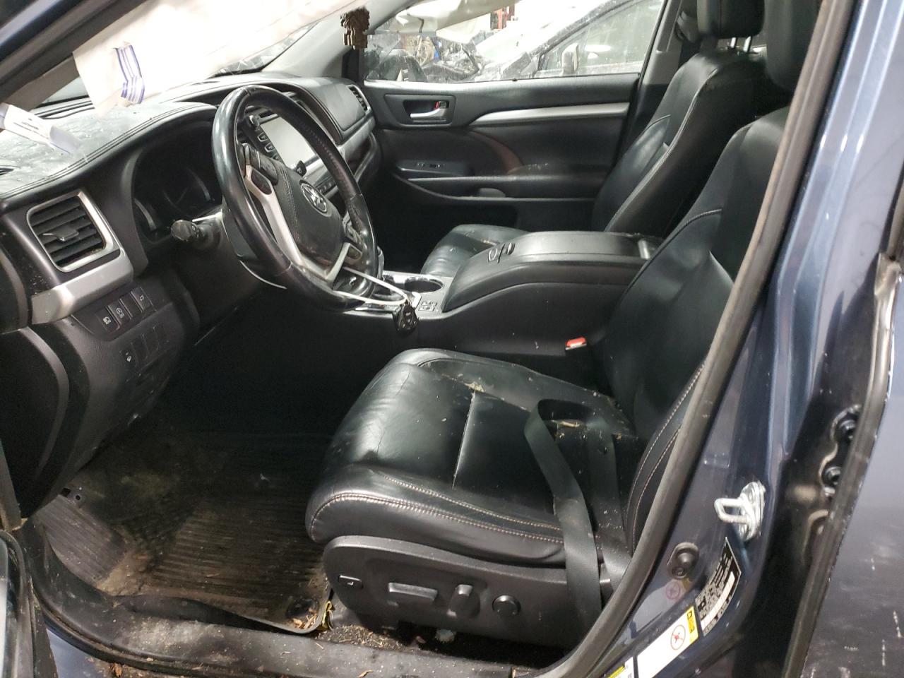 2017 Toyota Highlander - Image 7