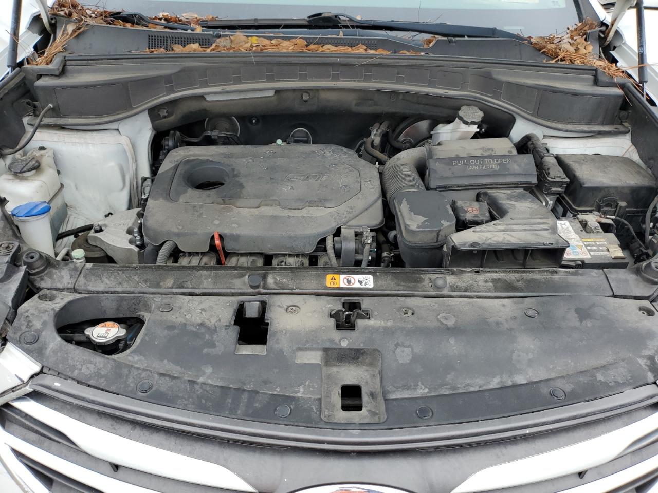 2018 Hyundai Santa Fe - Image 12