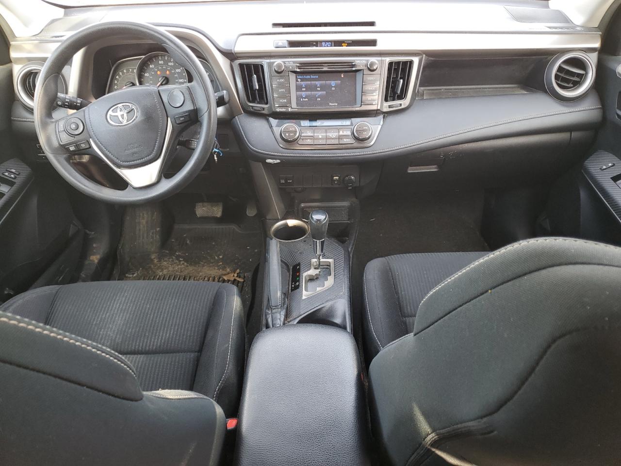 2015 Toyota RAV 4 - Image 8