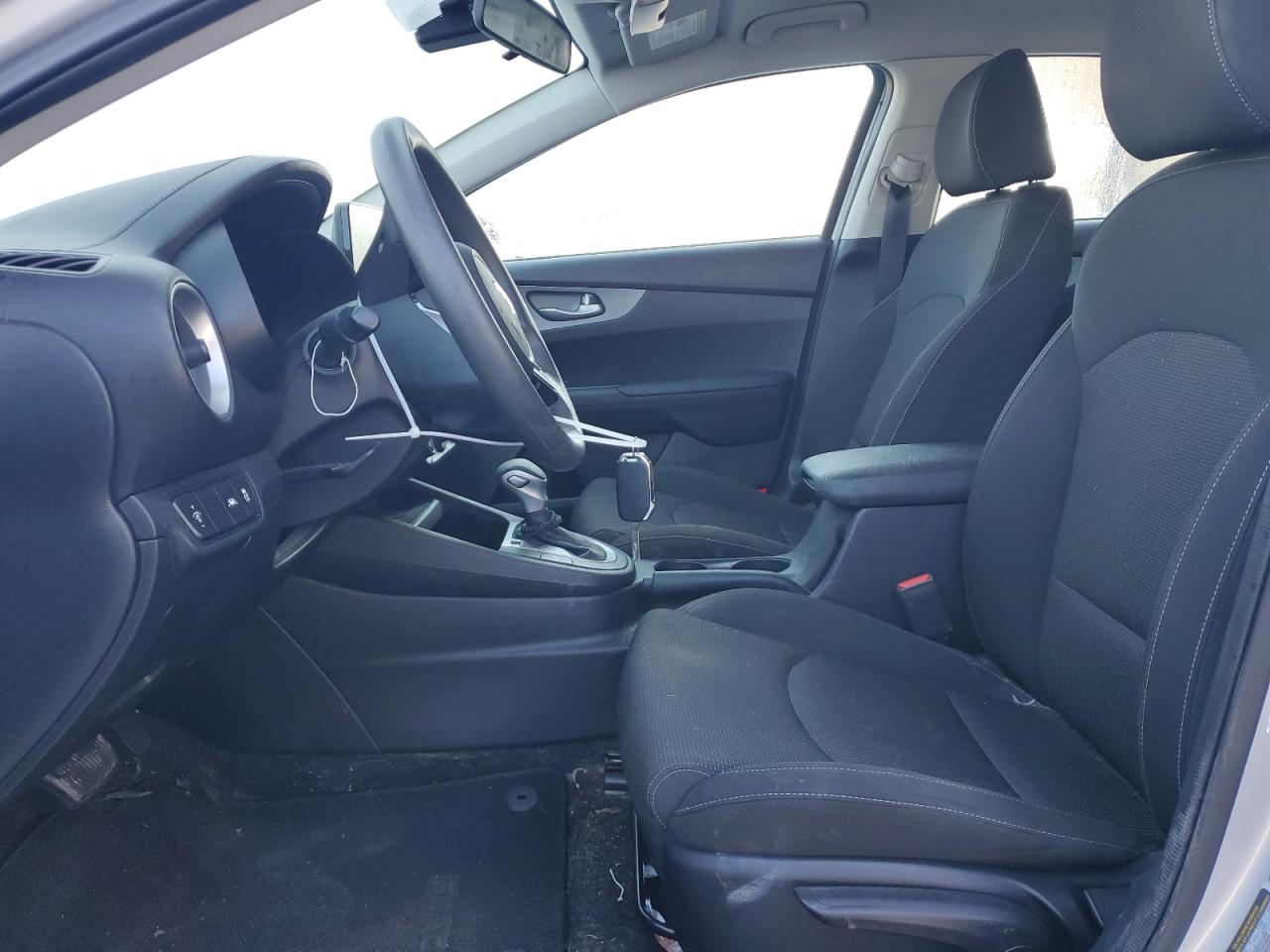 2021 Kia Forte - Image 7
