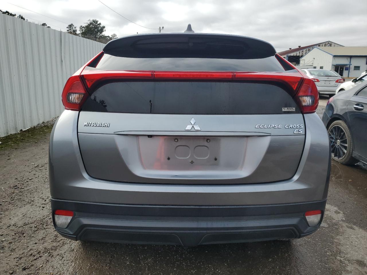 2019 Mitsubishi Eclipse - Image 6