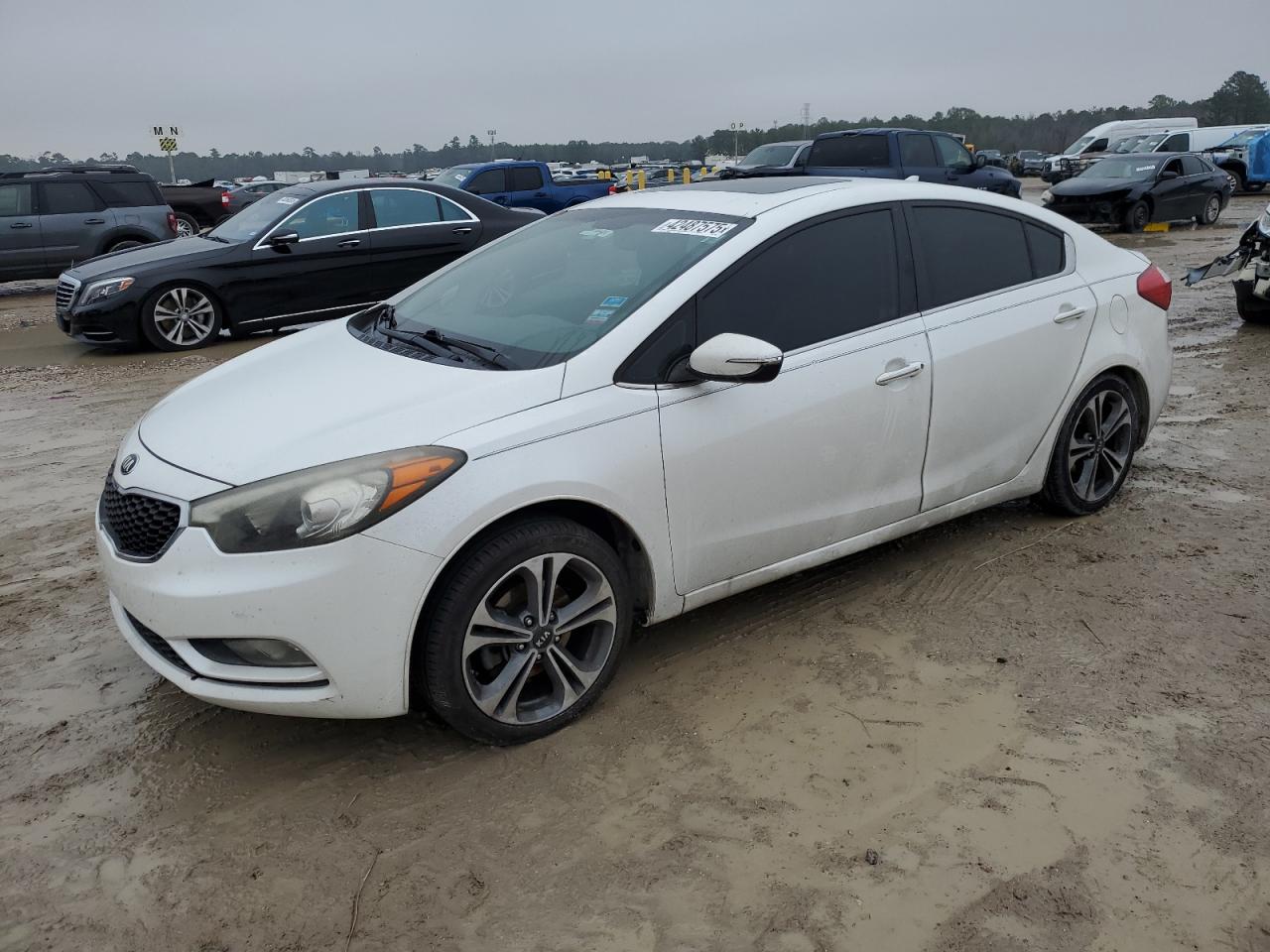 2016 Kia Forte - Image 1