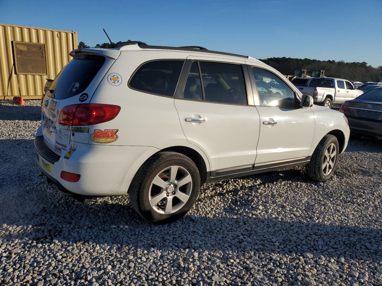 2009 Hyundai Santa Fe - Image 3