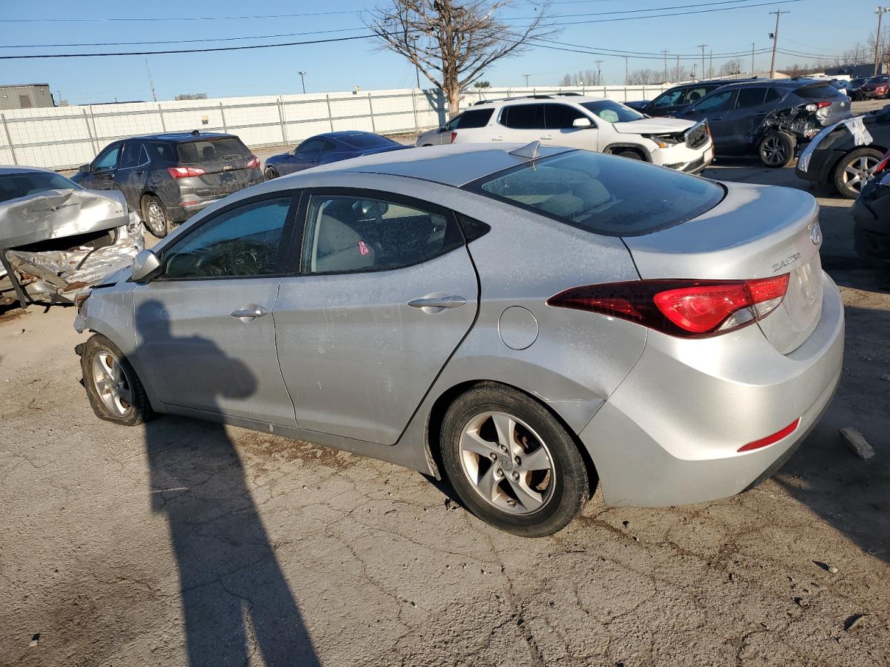 2015 Hyundai Elantra - Image 2