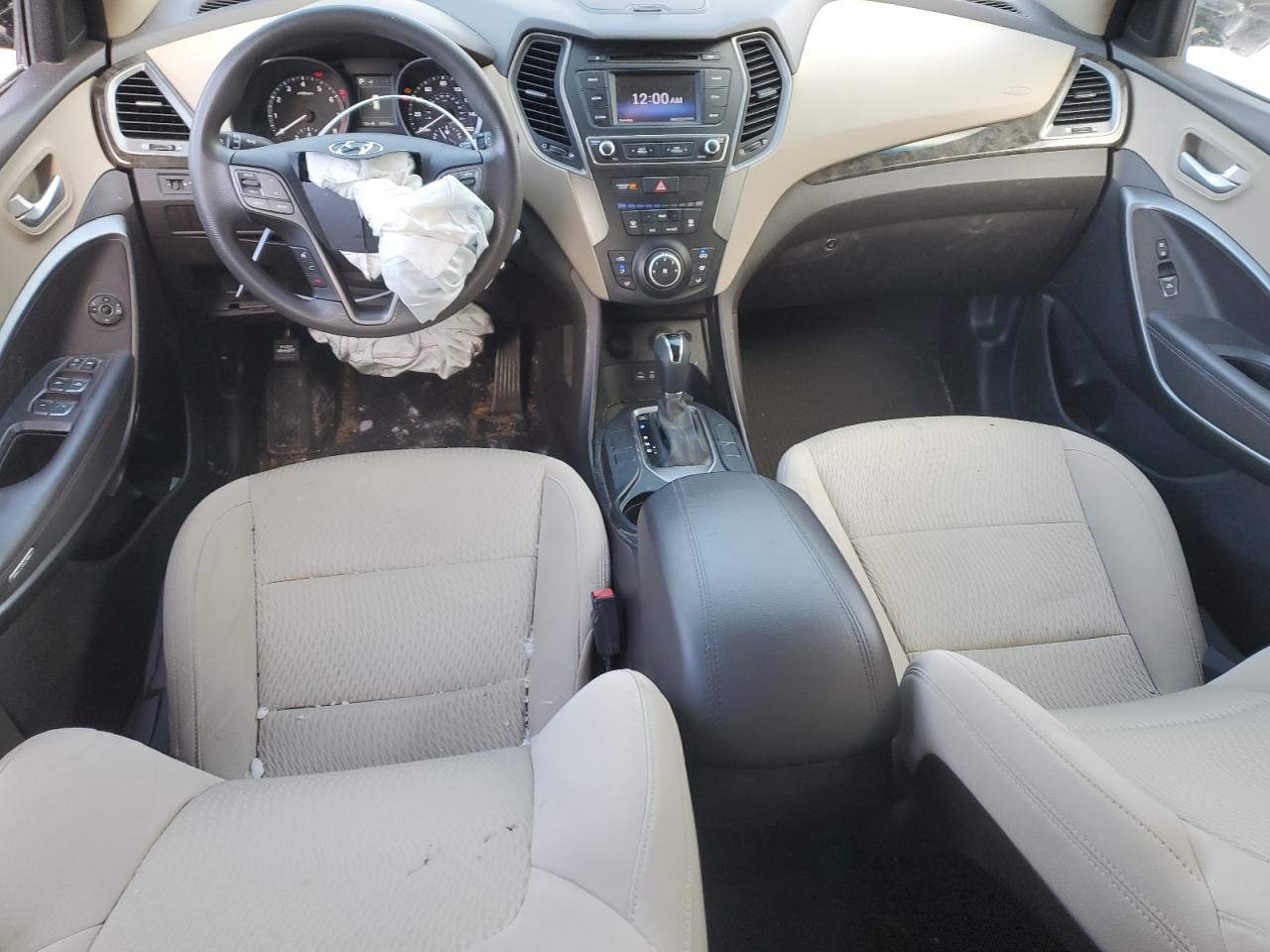 2017 Hyundai Santa Fe - Image 8