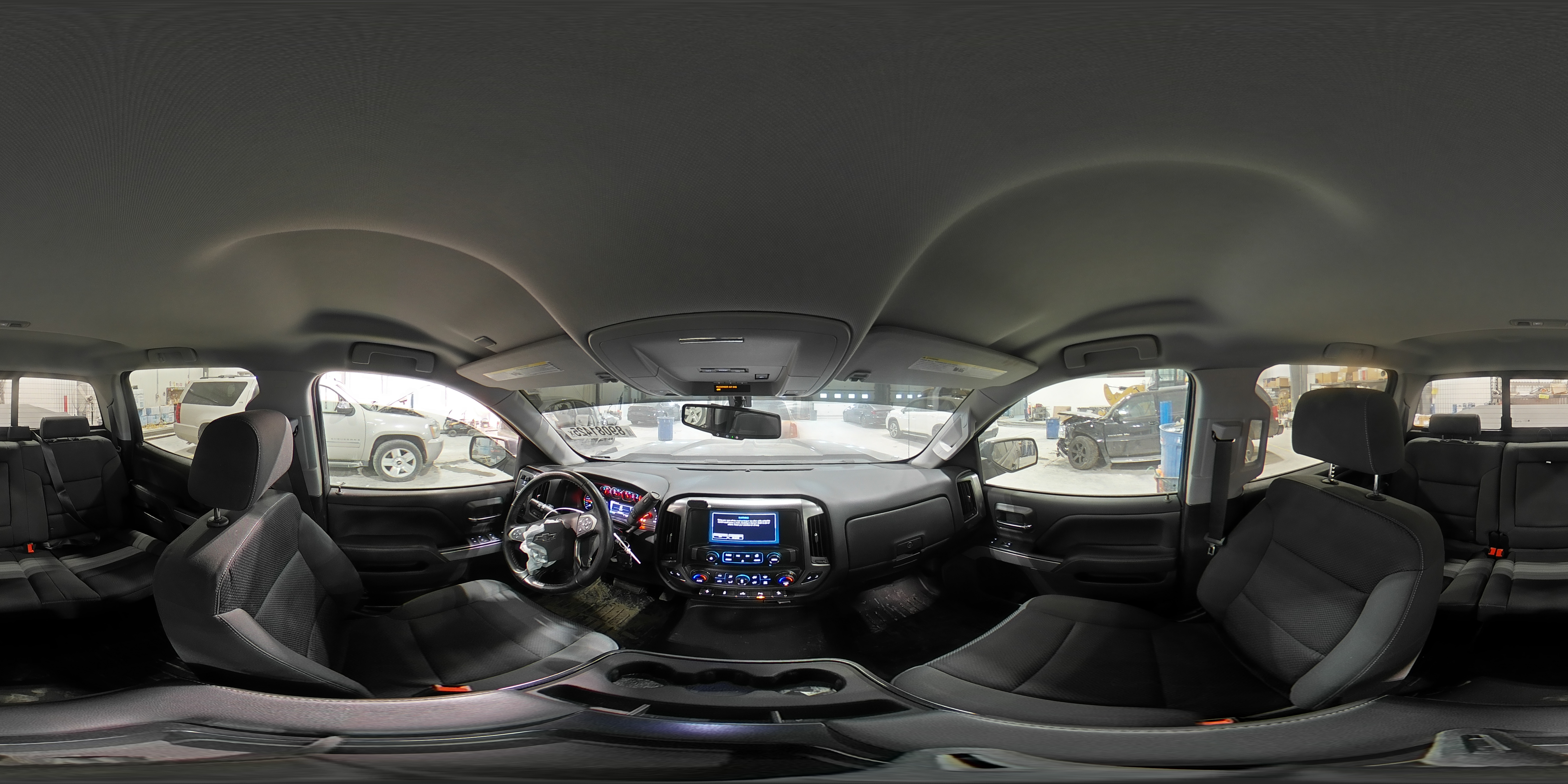 2018 Chevrolet Silverado - Image 13