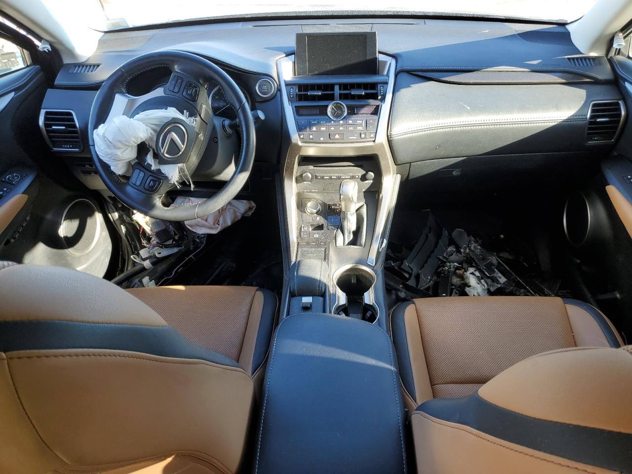 2016 Lexus NX - Image 8