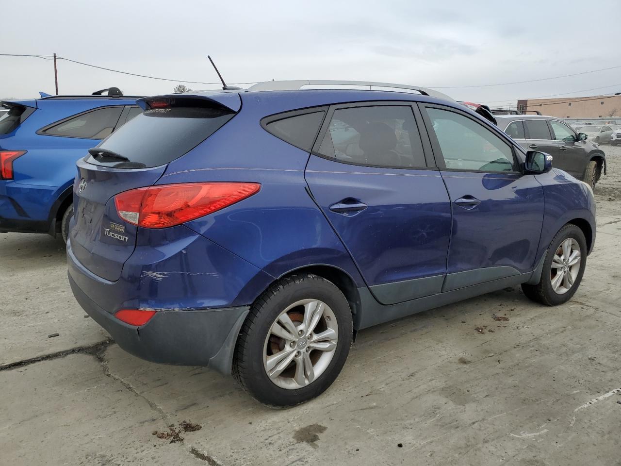 2013 Hyundai Tucson - Image 3