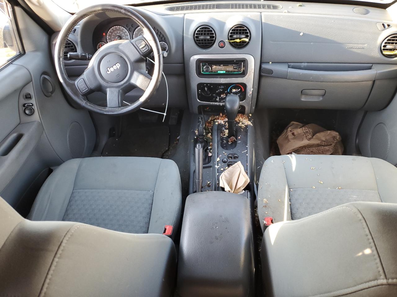 2006 Jeep Liberty (North America) - Image 8