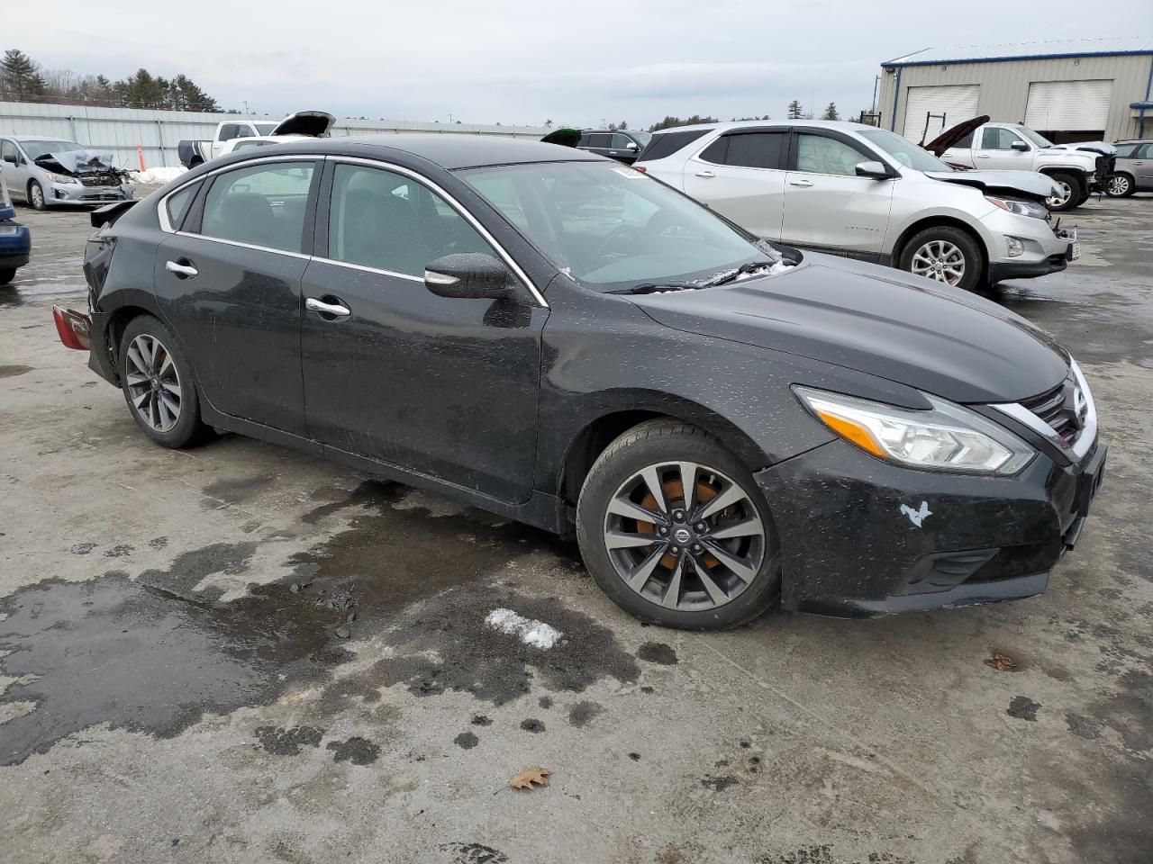 2017 Nissan Altima - Image 4