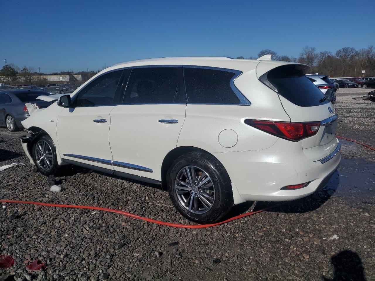 2017 Infiniti QX60 - Image 2