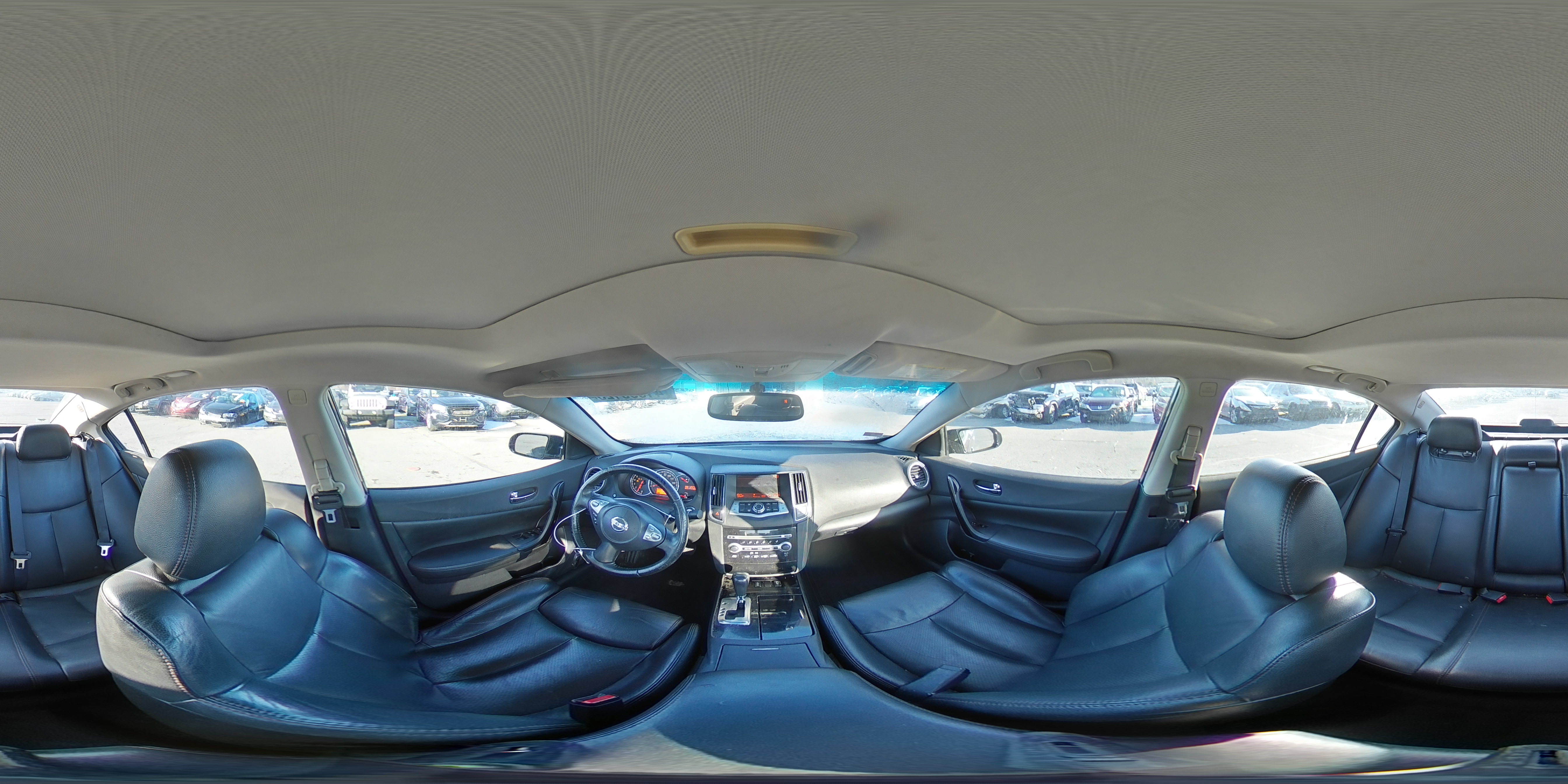 2010 Nissan Maxima - Image 12