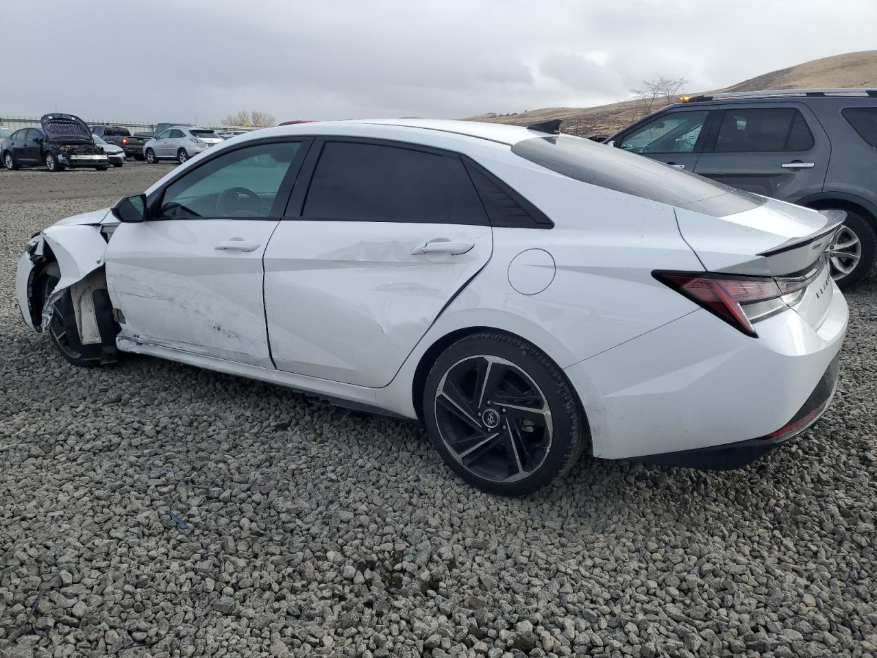 2022 Hyundai Elantra - Image 2