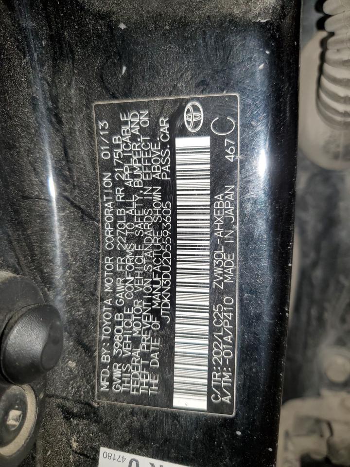 2013 Toyota Prius - Image 12