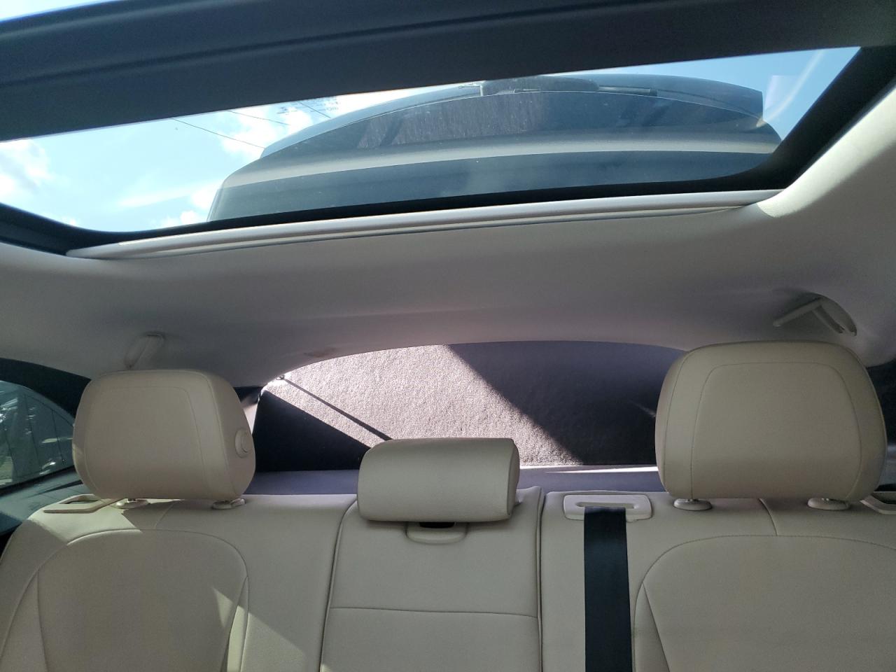 2017 Jaguar F-Pace - Image 10