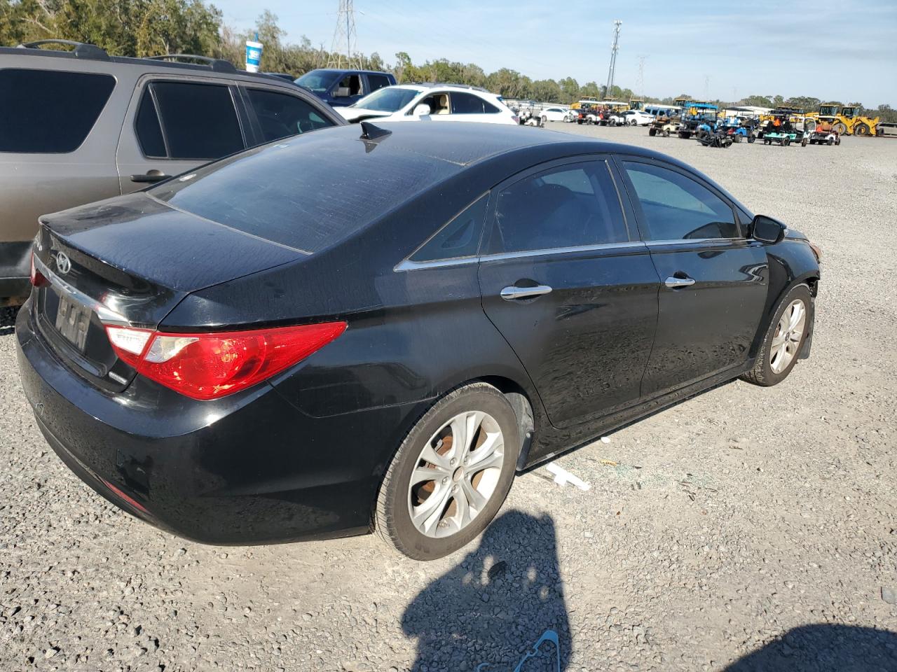 2011 Hyundai Sonata - Image 3