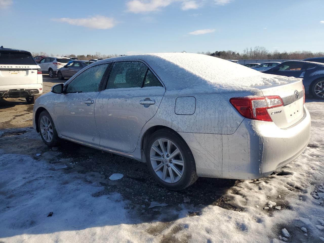 2014 Toyota Camry - Image 2