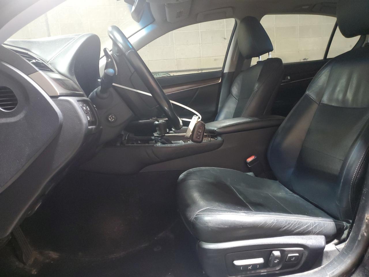 2015 Lexus GS - Image 7