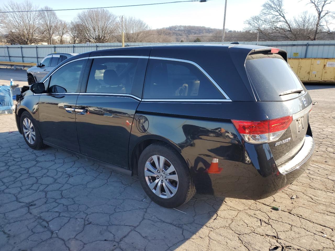 2016 Honda Odyssey - Image 2
