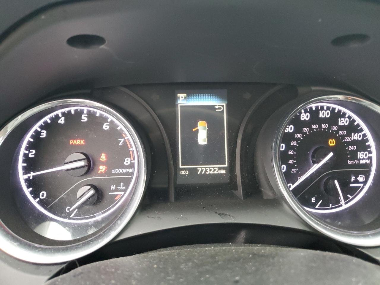 2019 Toyota Camry - Image 9
