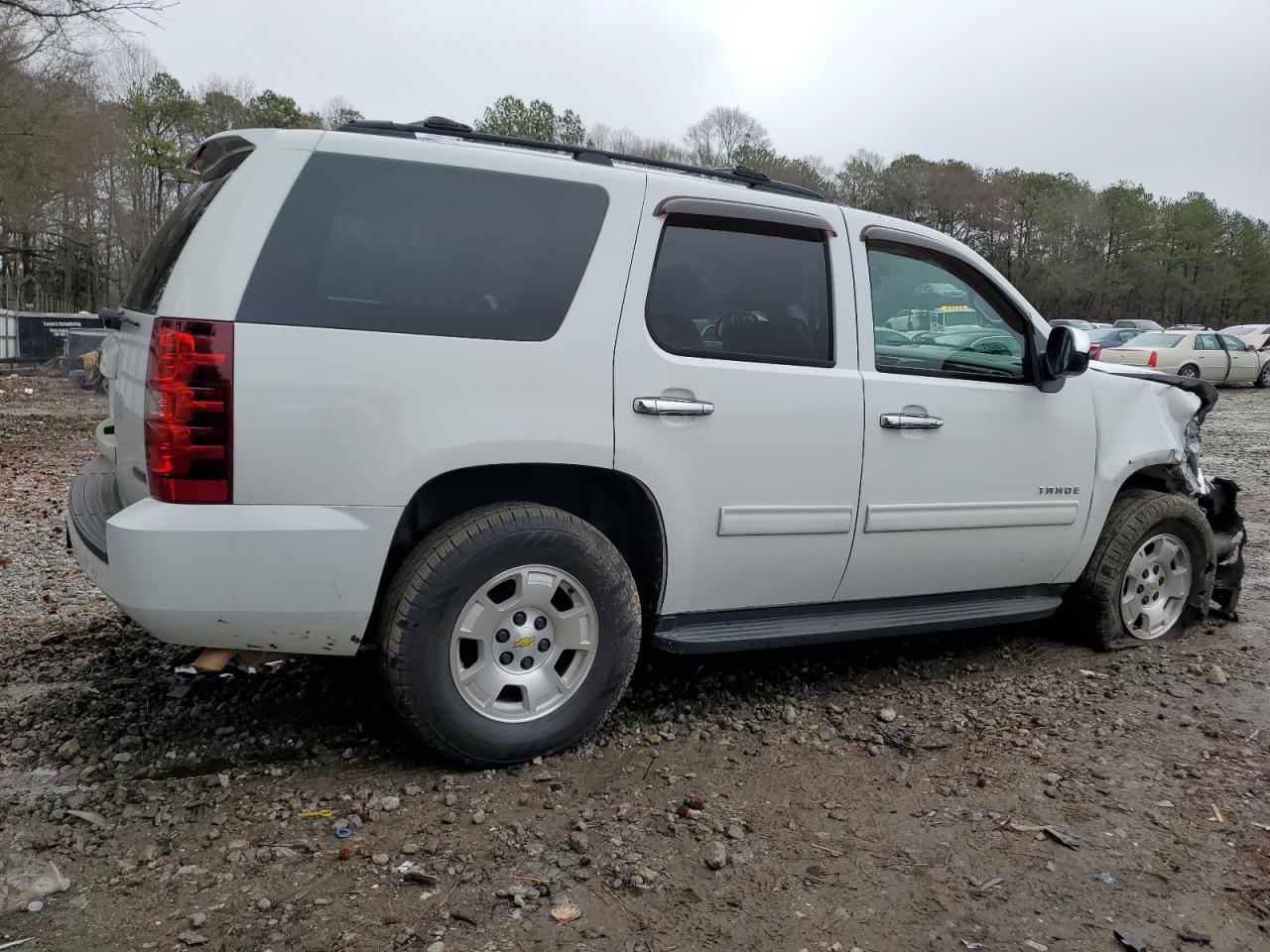 2011 Chevrolet Tahoe - Image 3