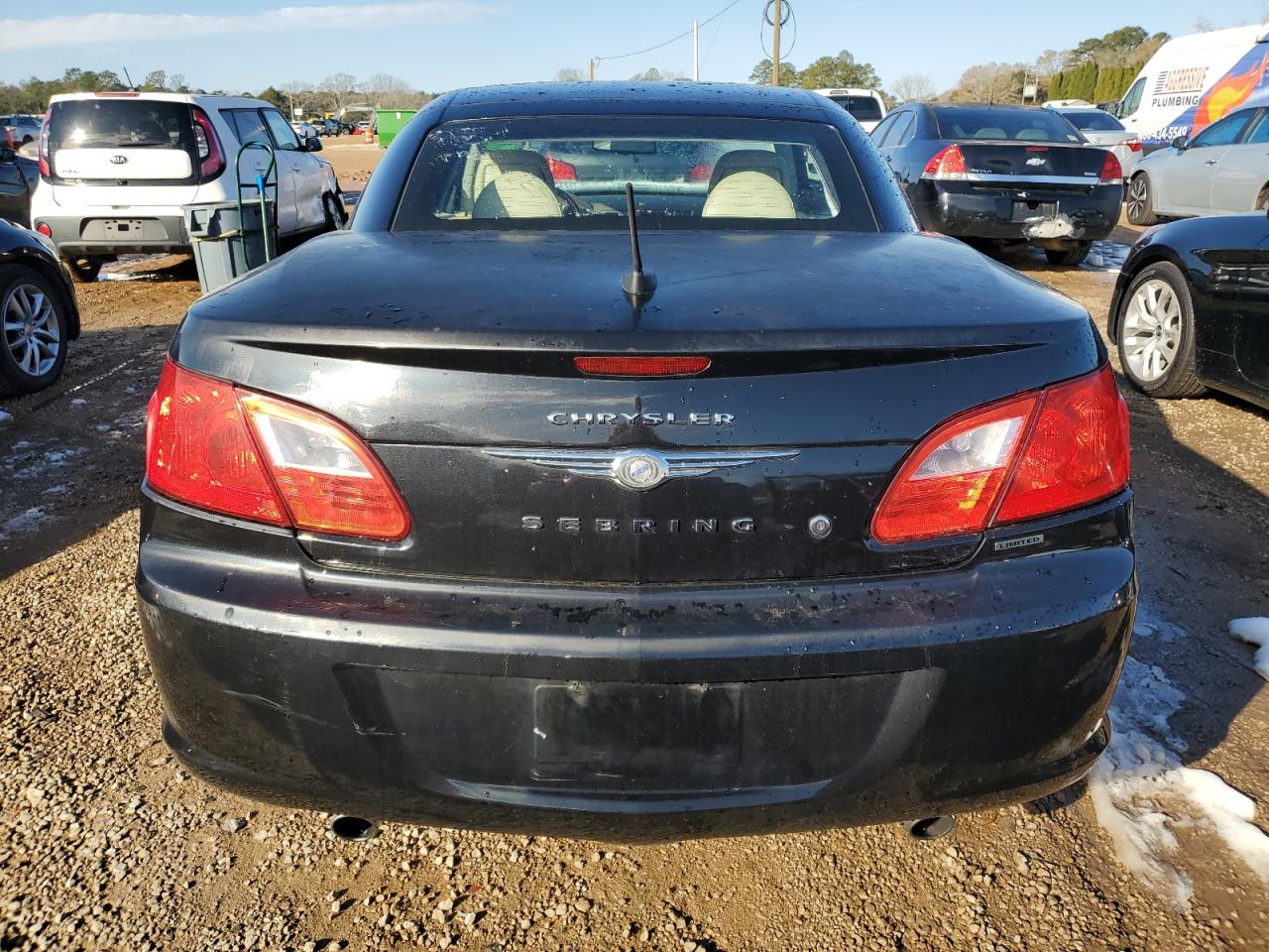 2010 Chrysler Sebring - Image 6