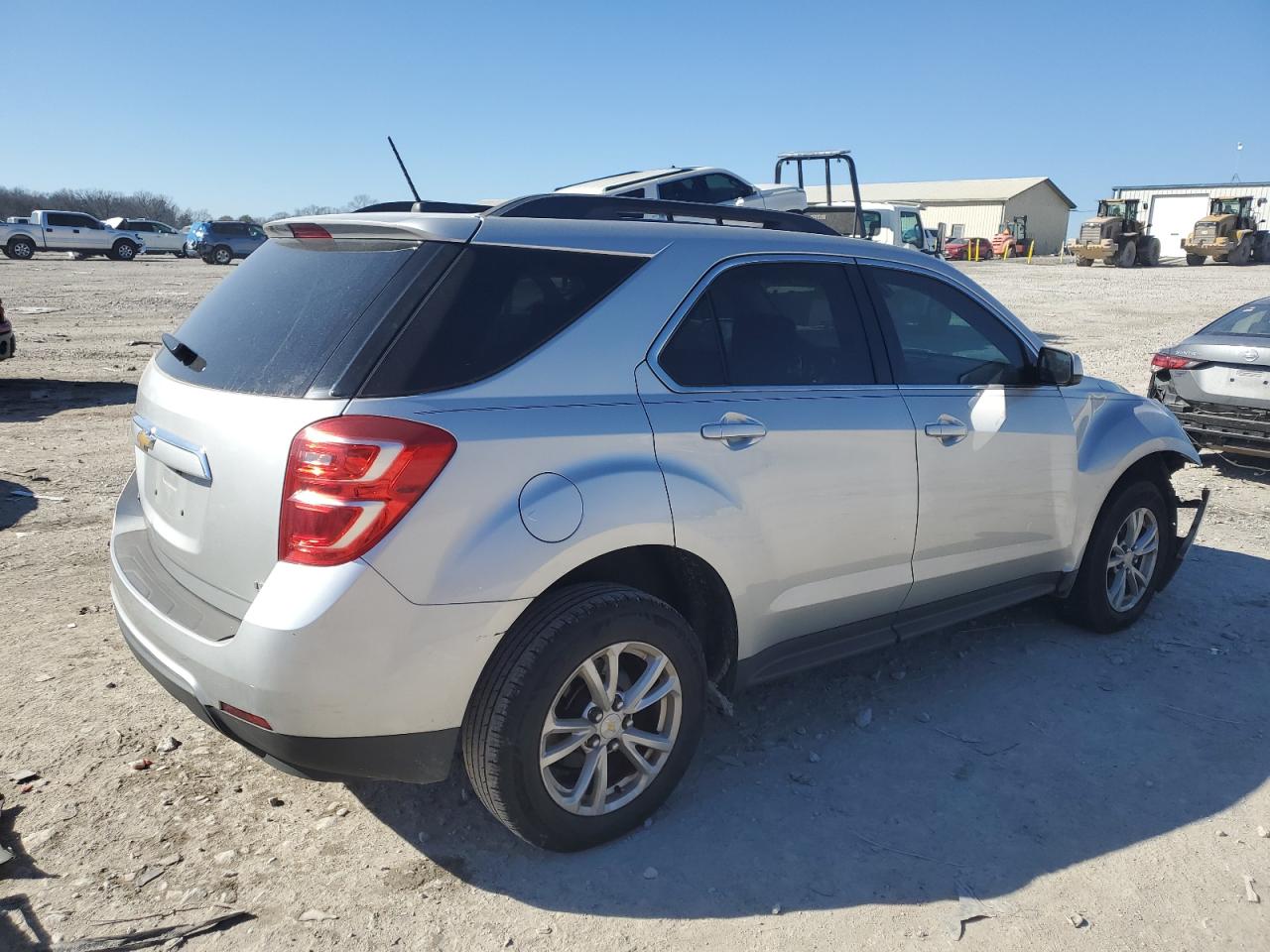 2017 Chevrolet Equinox - Image 3