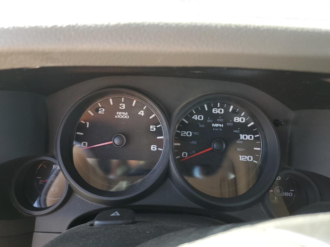 2007 Chevrolet Silverado - Image 9