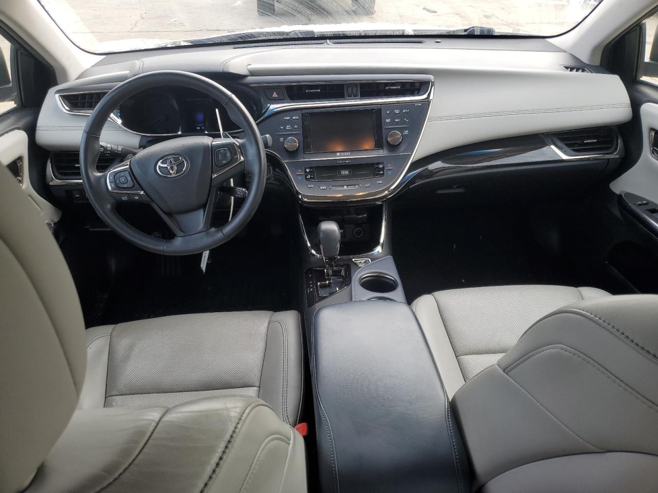 2013 Toyota Avalon - Image 8