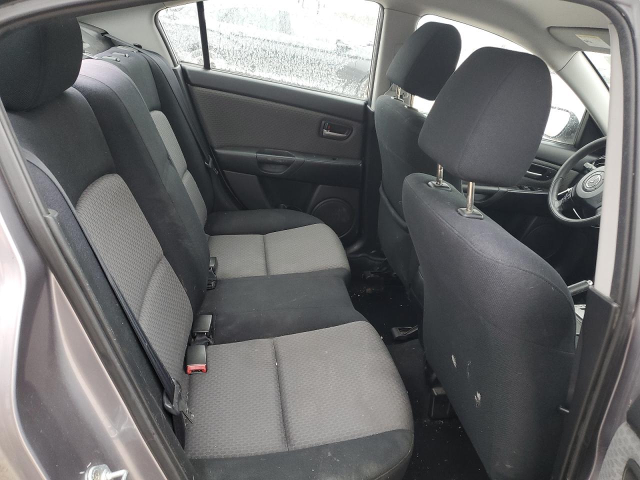 2006 Mazda 3 - Image 10