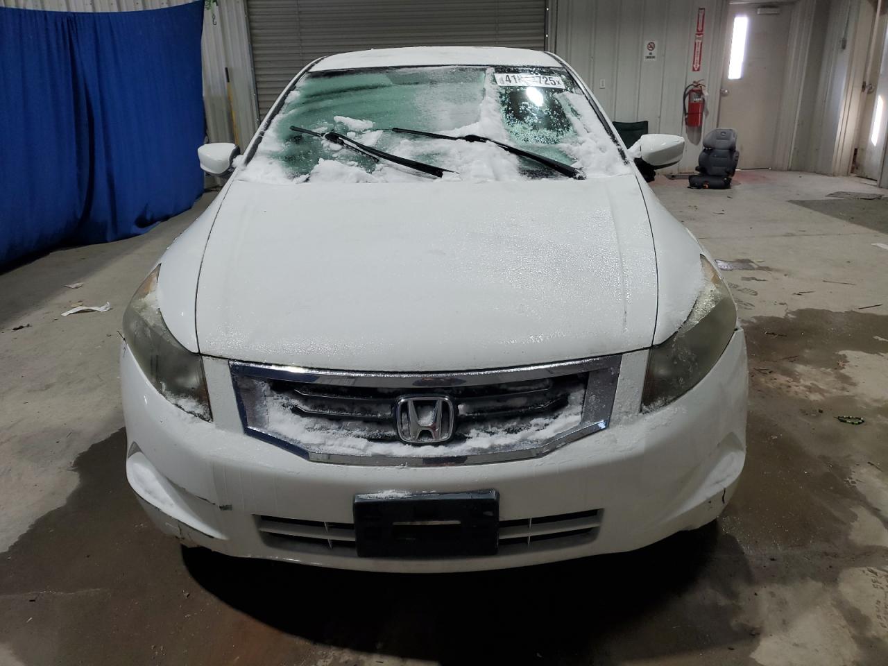 2009 Honda Accord - Image 5