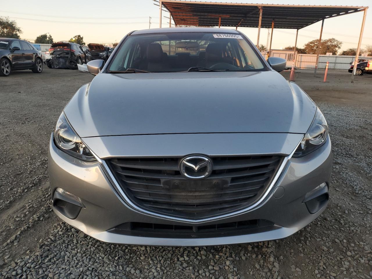 2014 Mazda 3 - Image 5