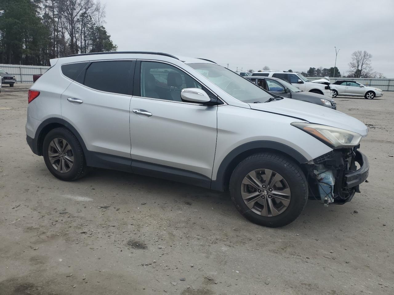 2013 Hyundai Santa Fe - Image 4