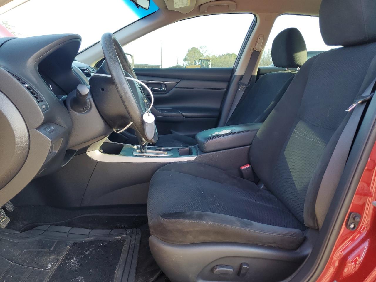 2015 Nissan Altima - Image 7