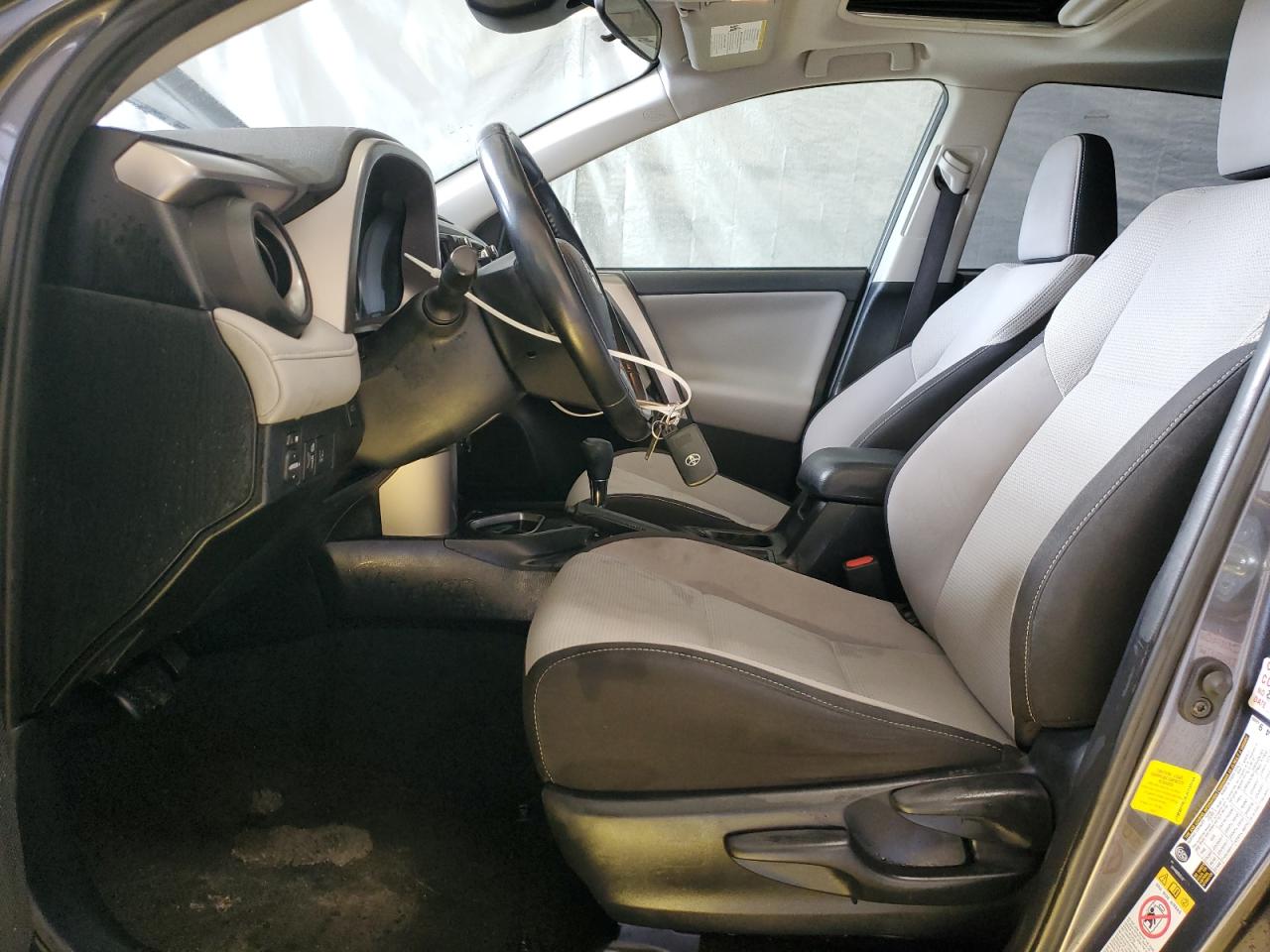 2018 Toyota RAV 4 - Image 7