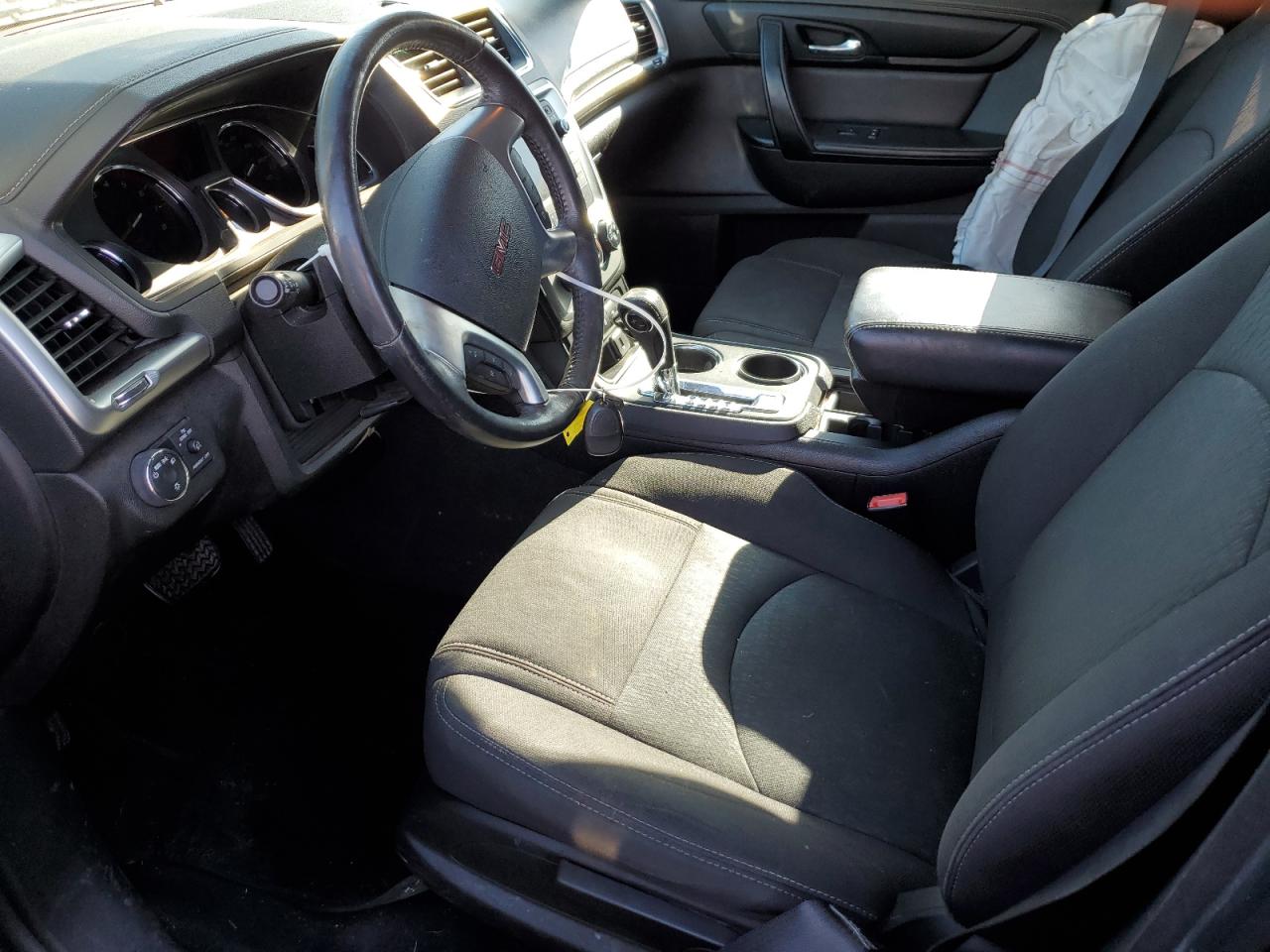 2016 GMC Acadia - Image 7